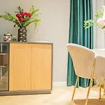 Апартаменты Luxurious By Casa David 2025 *