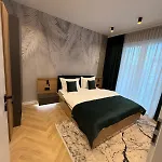 Luxurious By Casa David 2025
