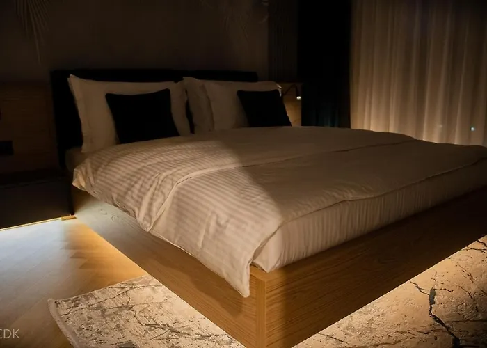 Luxurious By Casa David 2025